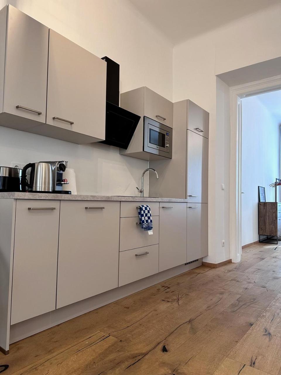 Donau Dreams Modernes Hideaway L Hg9 Lägenhet Wien Exteriör bild